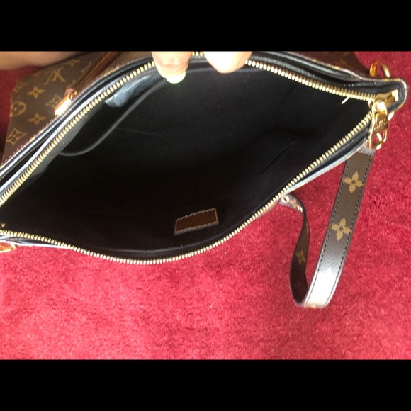 Handbag - Picture 13 of 13